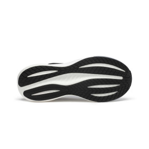 SAUCONY TRIUMPH 22 HOMME BLACK/WHITE
